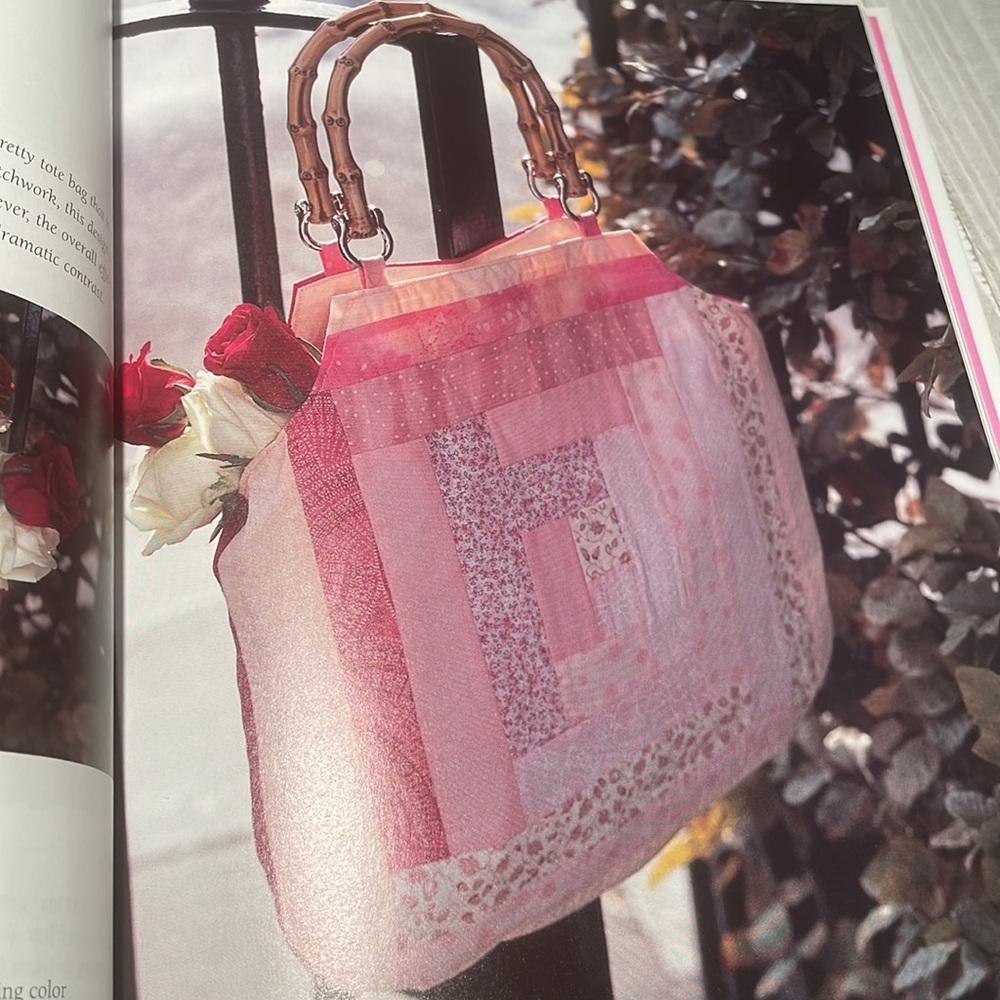 Bags Of Style Book - Picture 6 of 9